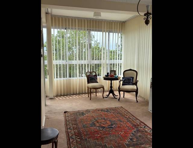 3 BEDROOM APARTMENT FOR SALE IN GLENWOOD